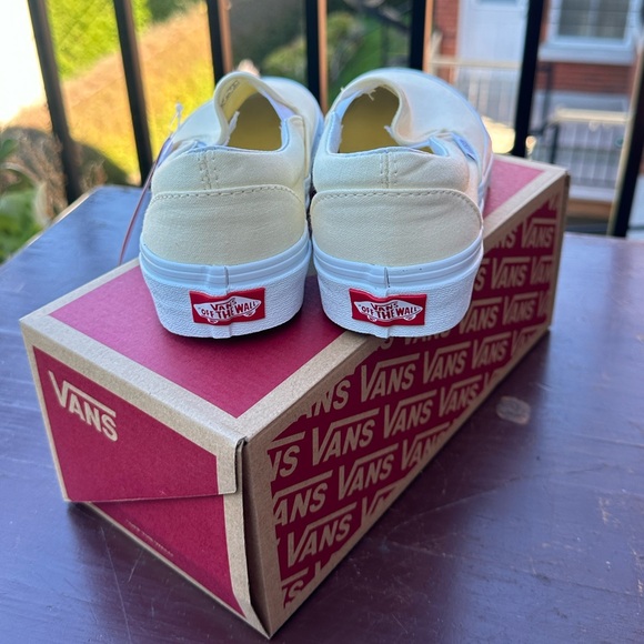 VANS Unisex Classic Slip-on - Picture 3 of 4